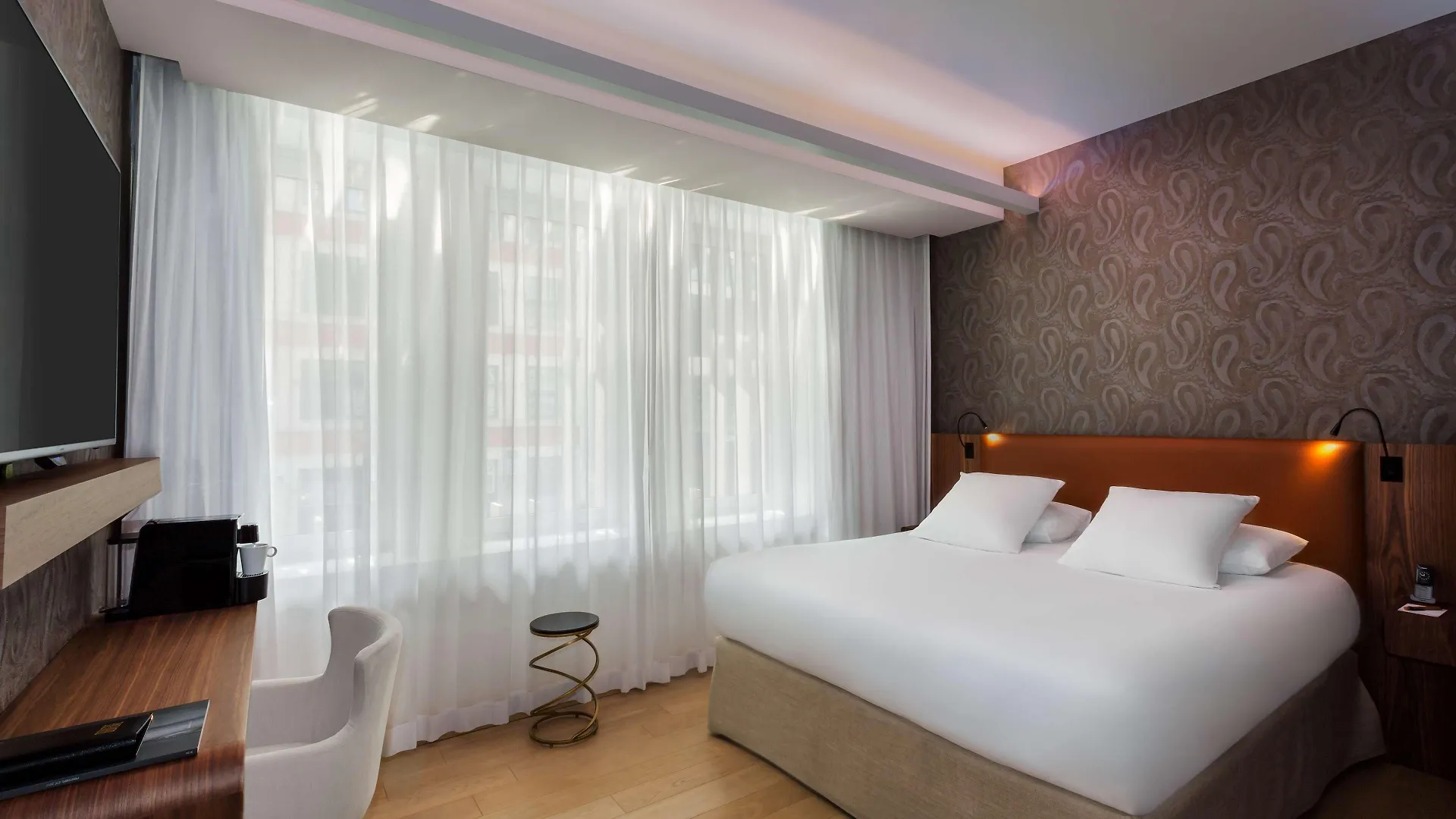 Hotel L'Arbre Voyageur - BW Premier Collection - Lille France