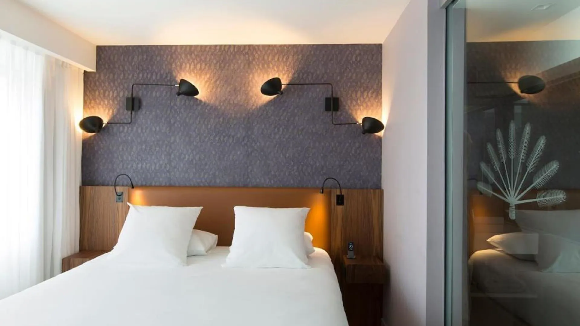 Hotel L'Arbre Voyageur - BW Premier Collection - Lille 4*,