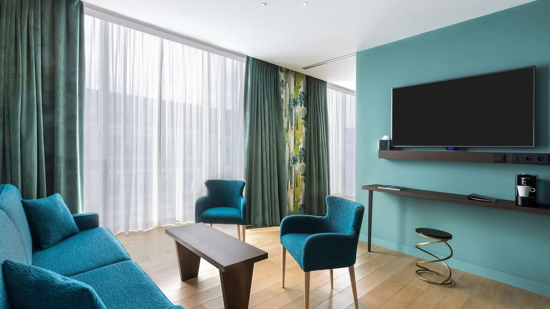 Hotel L'Arbre Voyageur - BW Premier Collection - Lille 4*,  France